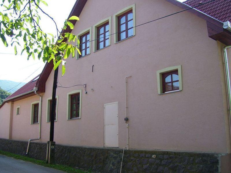 Hubertus Vendégház Parád Exterior foto