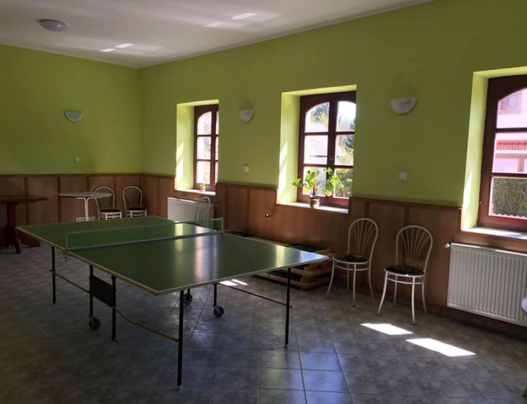 Hubertus Vendégház Parád Exterior foto